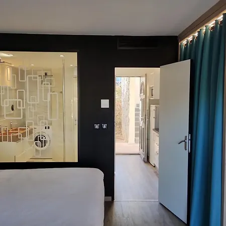 Hotel Le Jardin D'eden Réservé Aux Couples 4*