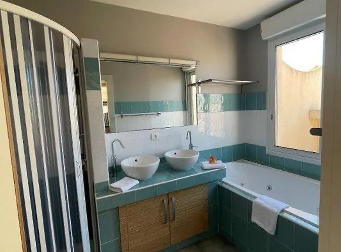 Le Jardin D'eden Réservé Aux Couples 4* Agde